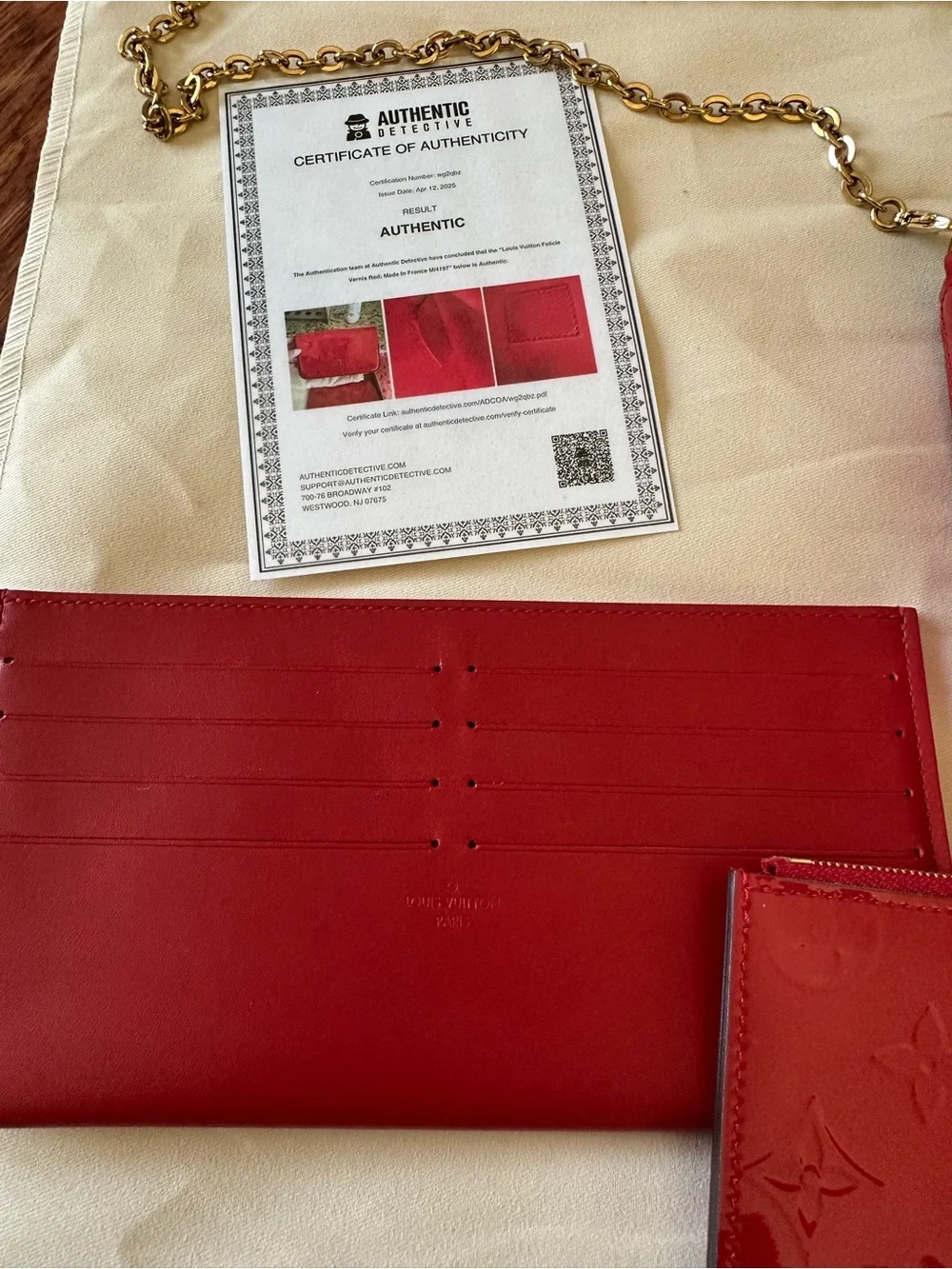 Louis Vuitton Red Vernis Envelope Crossbody with Gold Chain Authentic